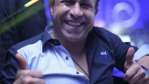 محمد خردادیان و همسرش